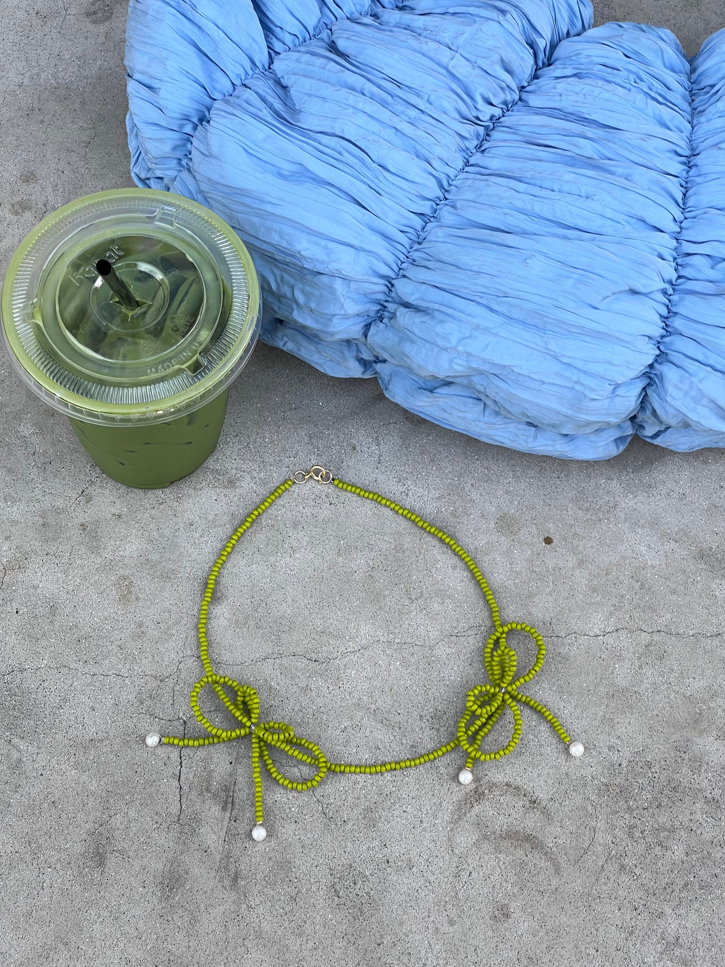 Matcha Bows Necklace with Pearls